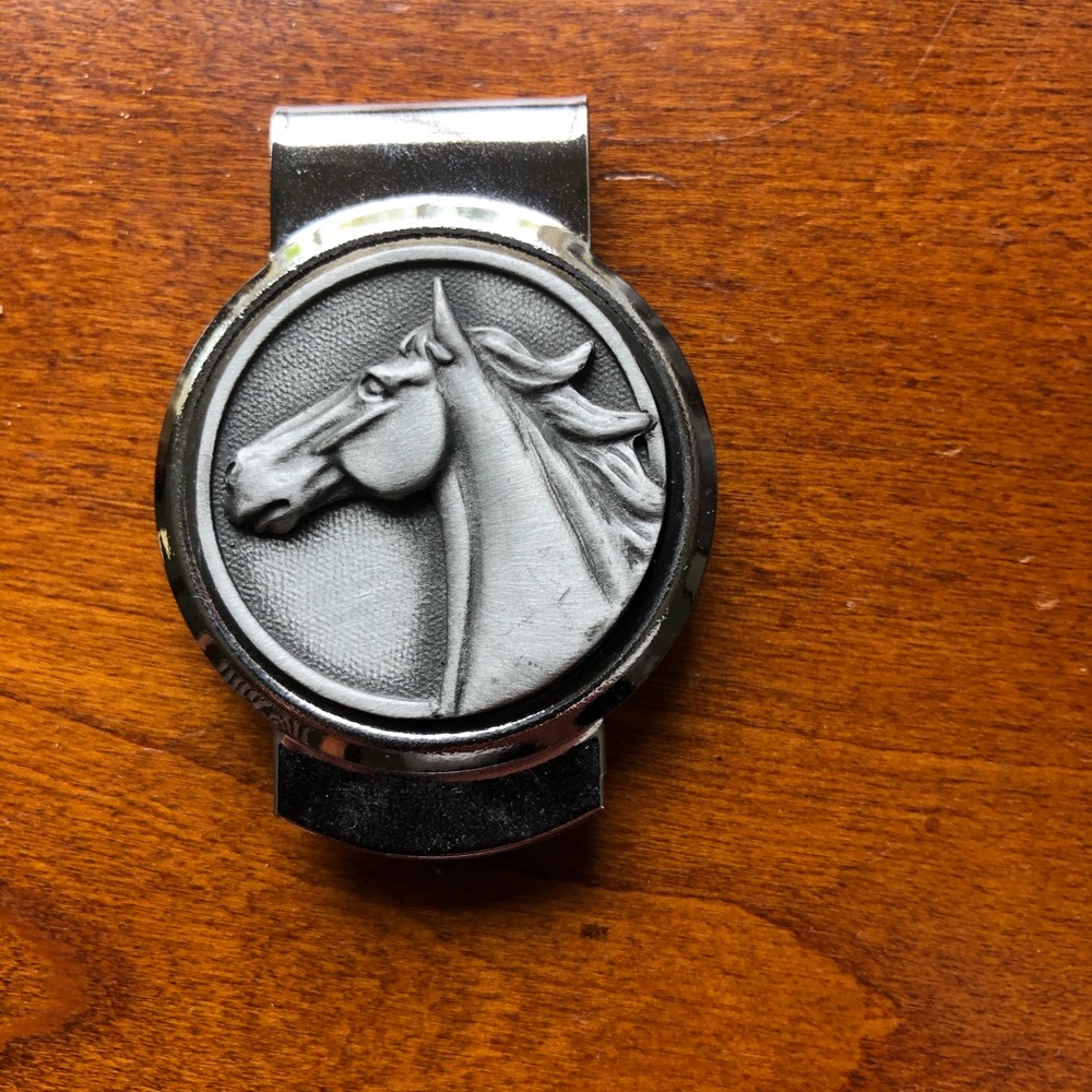 Silver money clip with horse face